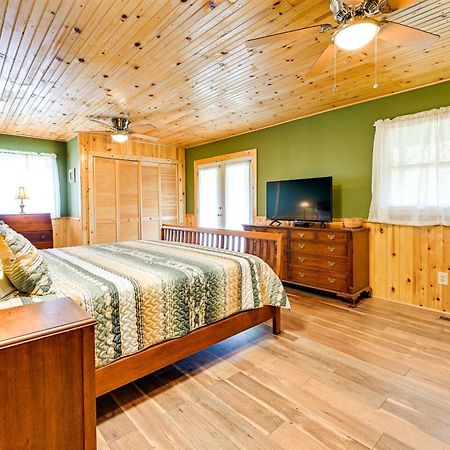 Villa Trinity Oaks Escape With Hot Tub And Fire Pit à Clayton Extérieur photo