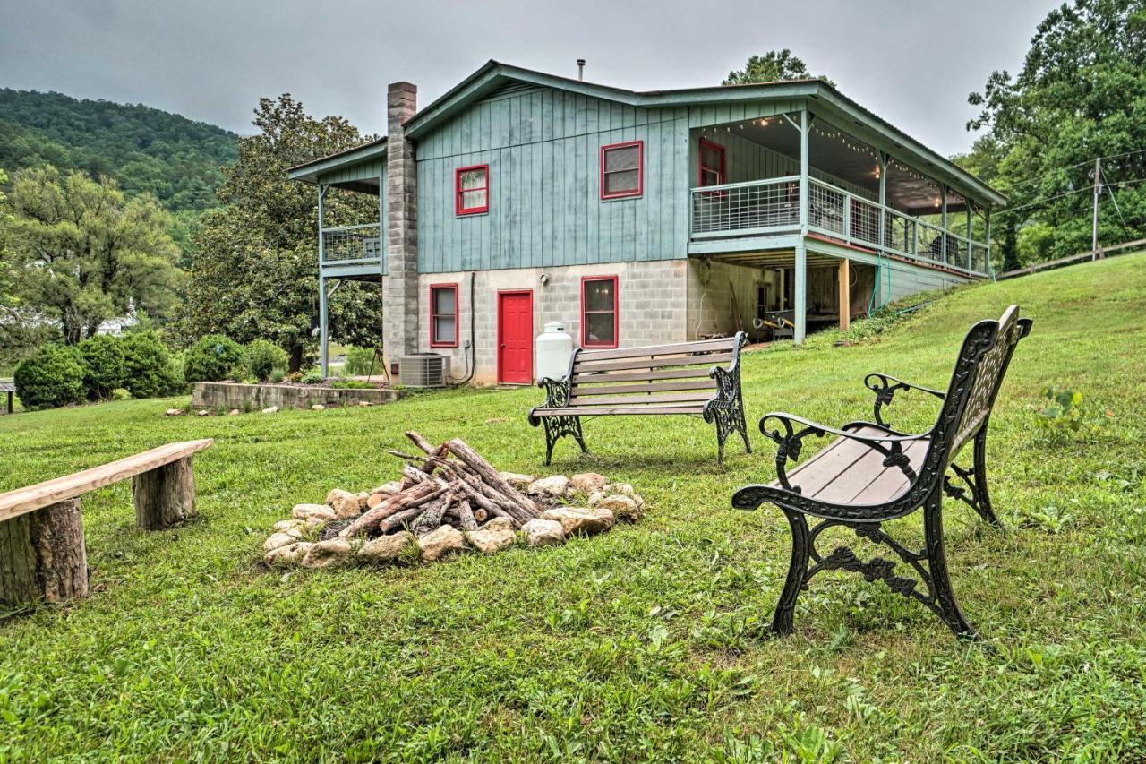 Villa Trinity Oaks Escape With Hot Tub And Fire Pit à Clayton Extérieur photo